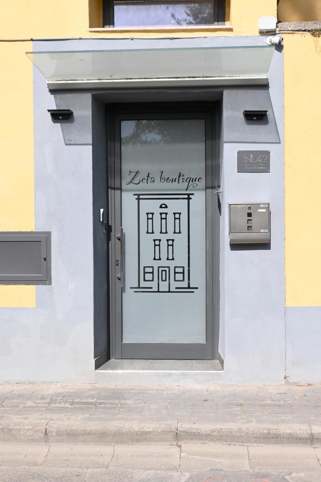 Zeta Boutique Hotel Caserta Luaran gambar